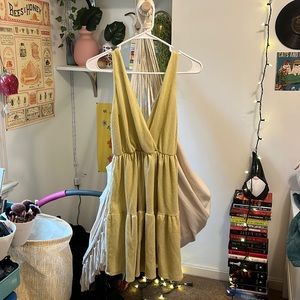 pale yellow summer sun dress. “caution to the wind” size Large.